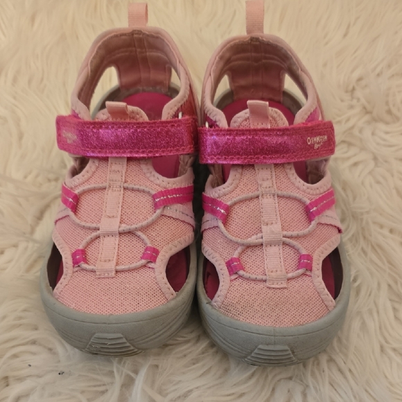OshKosh B'gosh Glittery Pink Kids Sandals - Picture 1 of 4